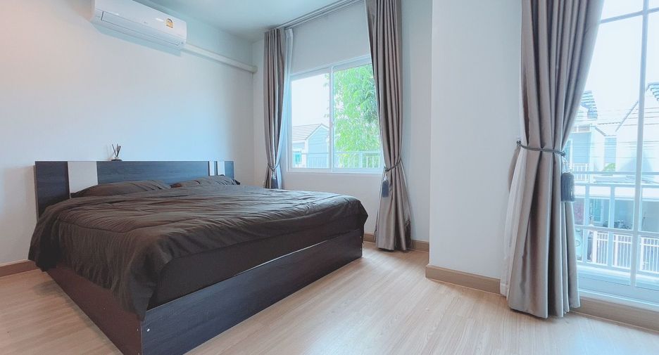 For sale 4 bedrooms house in Bang Phli, Samut Prakan