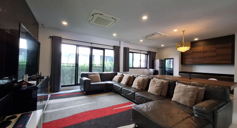 For sale 5 bedrooms house in Bang Phli, Samut Prakan