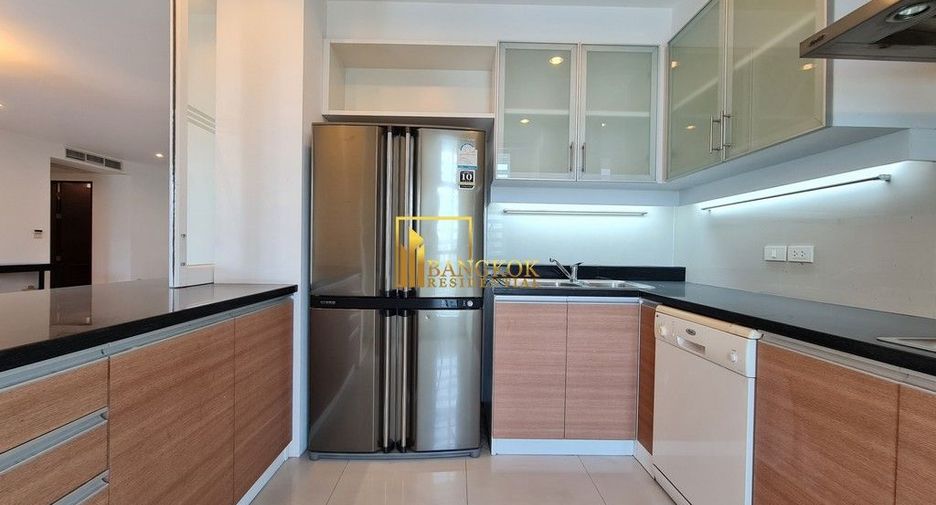 For rent 3 ベッドルーム apartment in Watthana, Bangkok