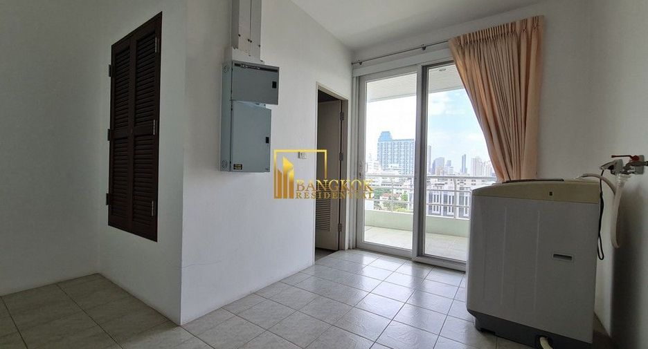 For rent 3 ベッドルーム apartment in Watthana, Bangkok