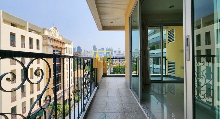 À louer 3 chambres appartement à Watthana, Bangkok
