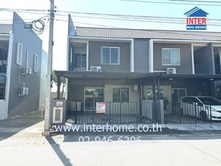 For sale 3 bed townhouse in Lam Luk Ka, Pathum Thani