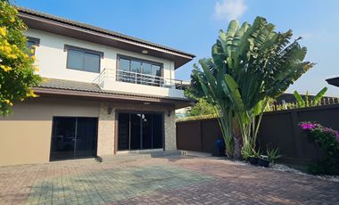 Casa en venta de 4 habitaciones en Thawi Watthana, Bangkok