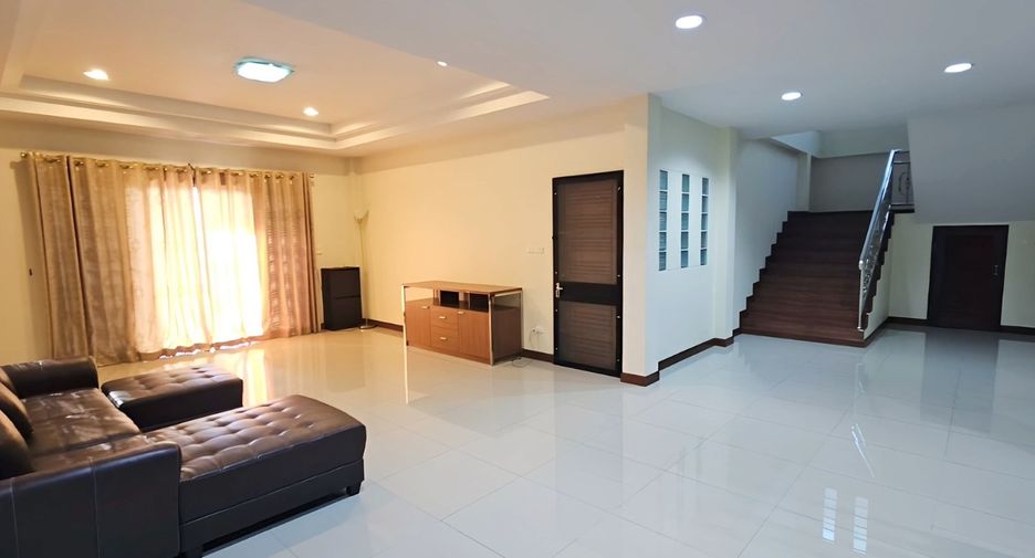 Casa en venta de 4 habitaciones en Thawi Watthana, Bangkok