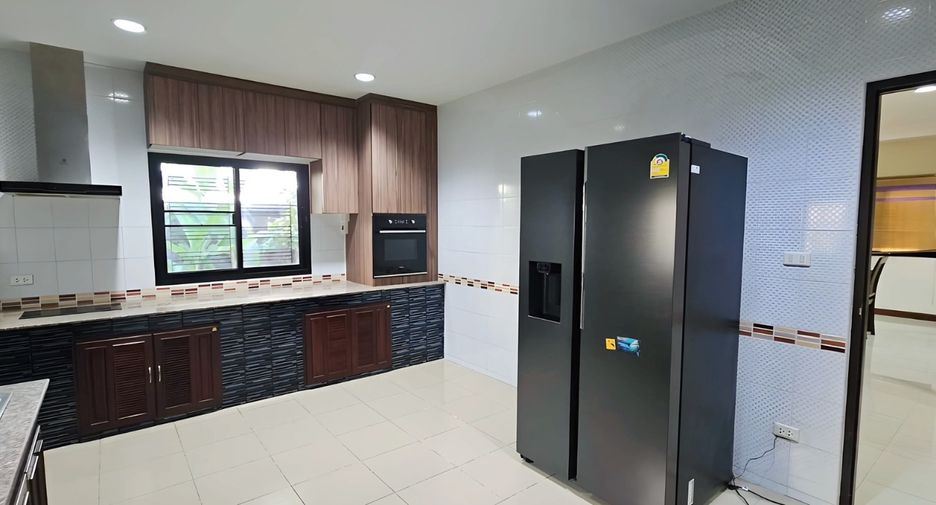 Casa en venta de 4 habitaciones en Thawi Watthana, Bangkok