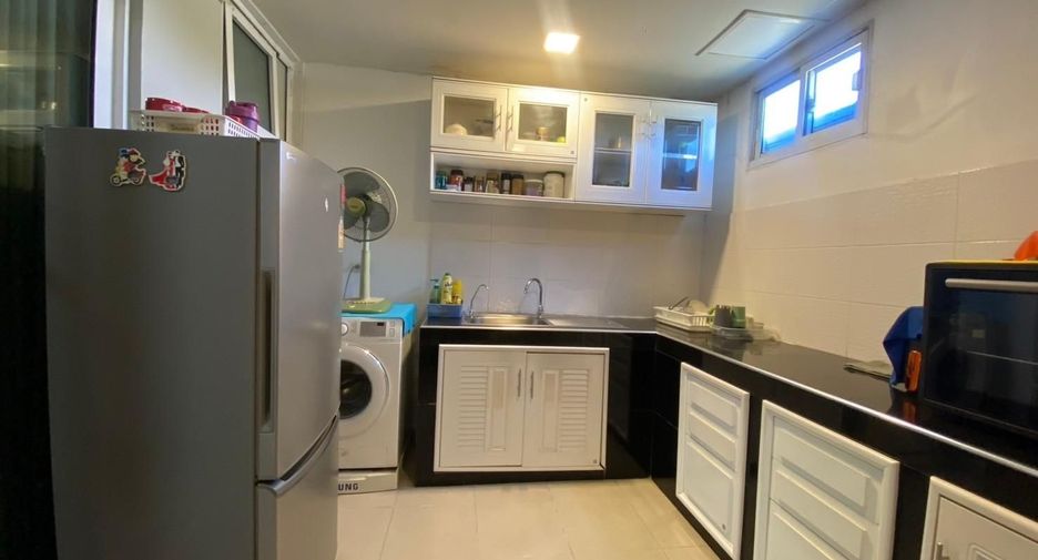 Продажа 3 спальни таунхаус в Кхлонг Сам Ща, Бангкок