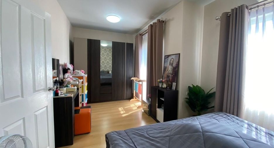 Продажа 3 спальни таунхаус в Кхлонг Сам Ща, Бангкок