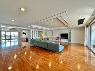 出租 4 卧室 公寓式住宅 在 Watthana, 曼谷