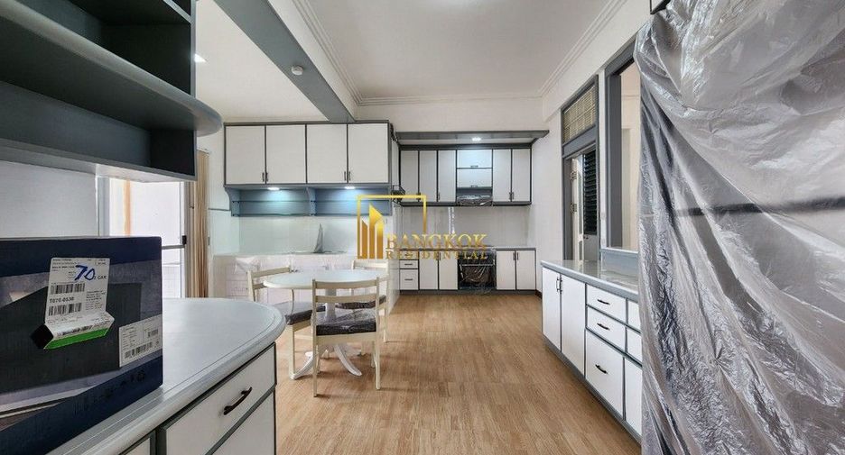 Apartamento en alquiler de 3 habitaciones en Watthana, Bangkok