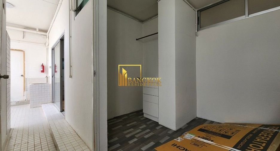 Apartamento en alquiler de 3 habitaciones en Watthana, Bangkok