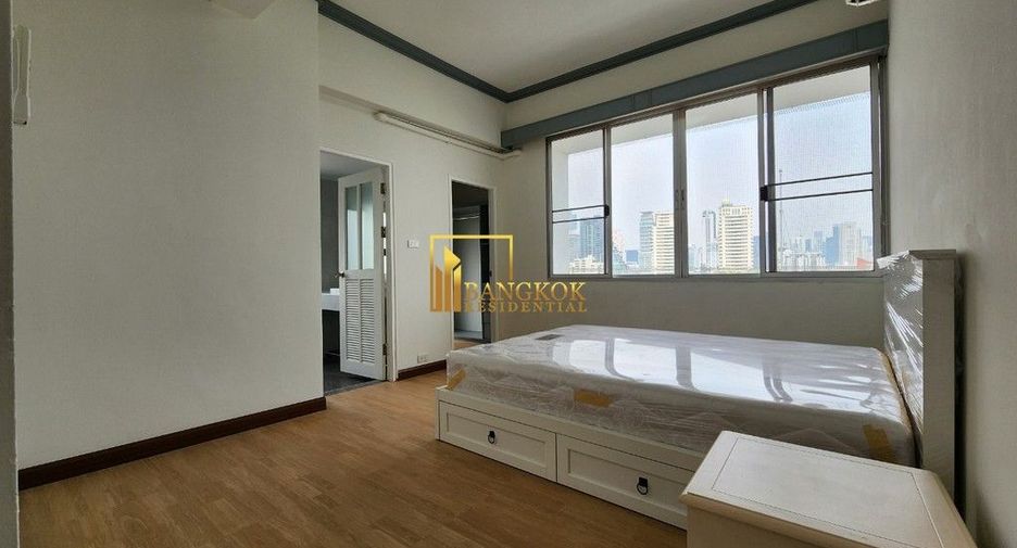 Apartamento en alquiler de 3 habitaciones en Watthana, Bangkok