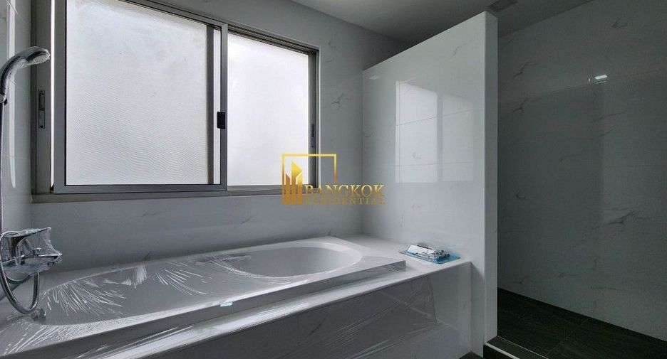 Apartamento en alquiler de 3 habitaciones en Watthana, Bangkok