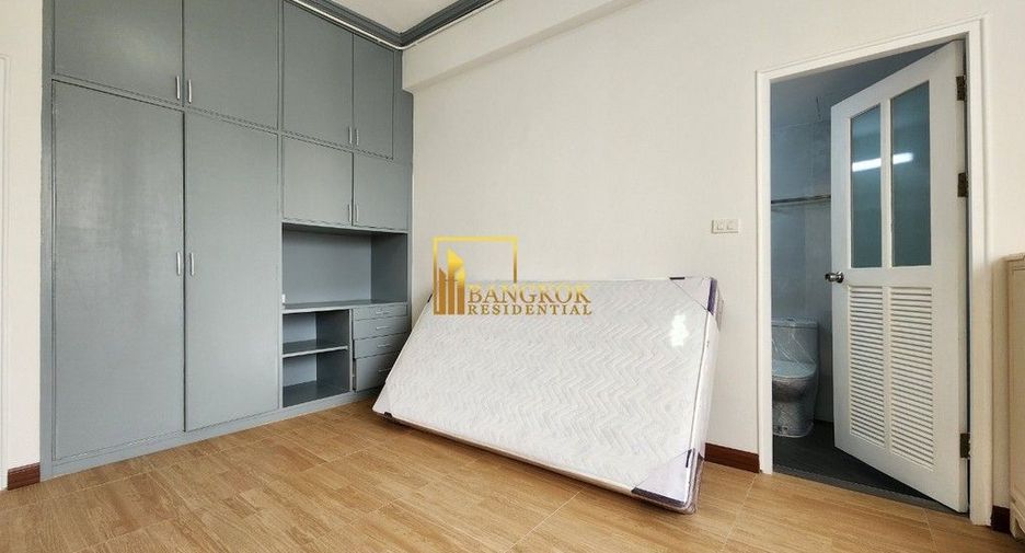 Apartamento en alquiler de 3 habitaciones en Watthana, Bangkok