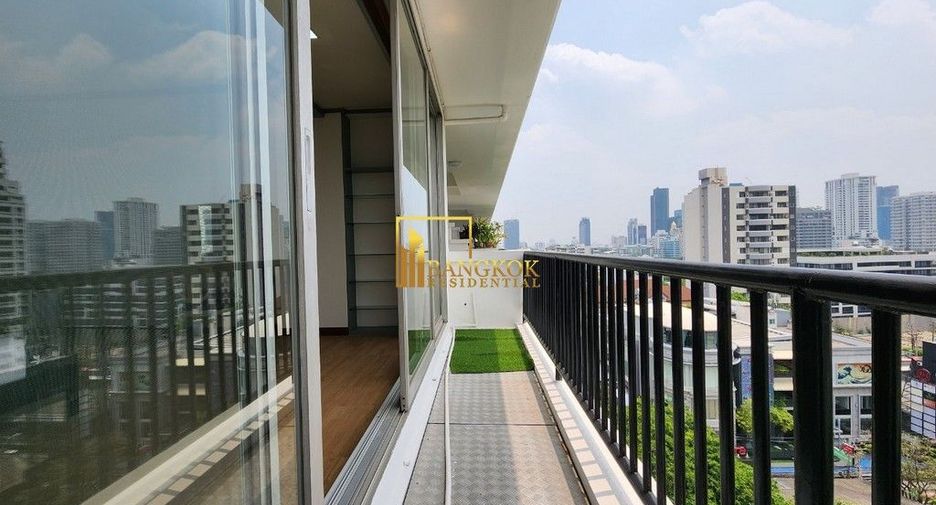 Apartamento en alquiler de 3 habitaciones en Watthana, Bangkok