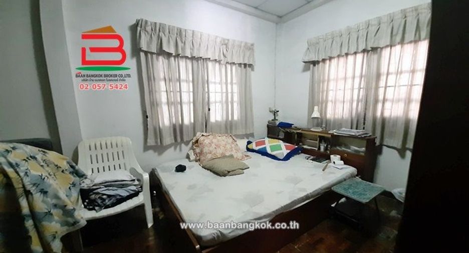 For sale 2 bedrooms house in Bang Kapi, Bangkok