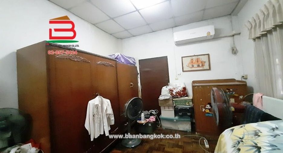 For sale 2 bedrooms house in Bang Kapi, Bangkok