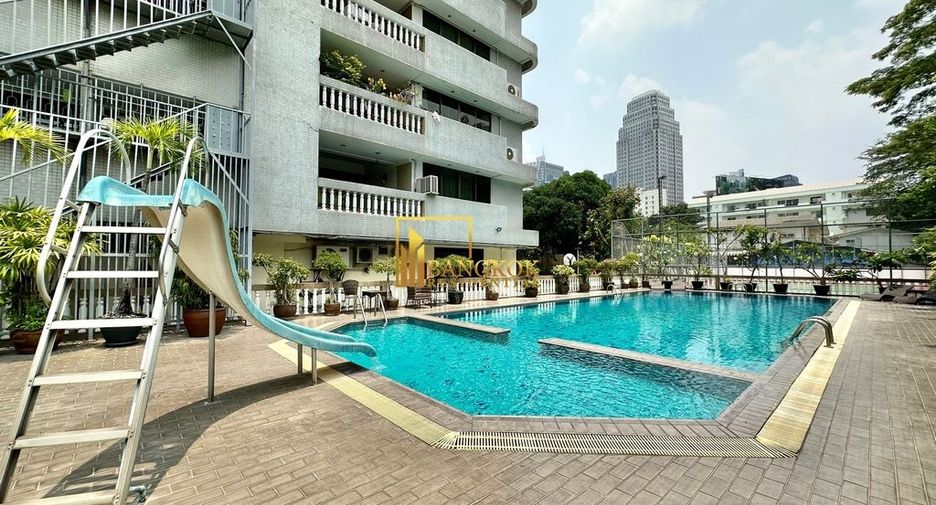 For rent 3 ベッドルーム apartment in Khlong Toei, Bangkok