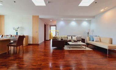 Apartment zur Miete mit 3 Zimmer in Khlong Toei, Bangkok