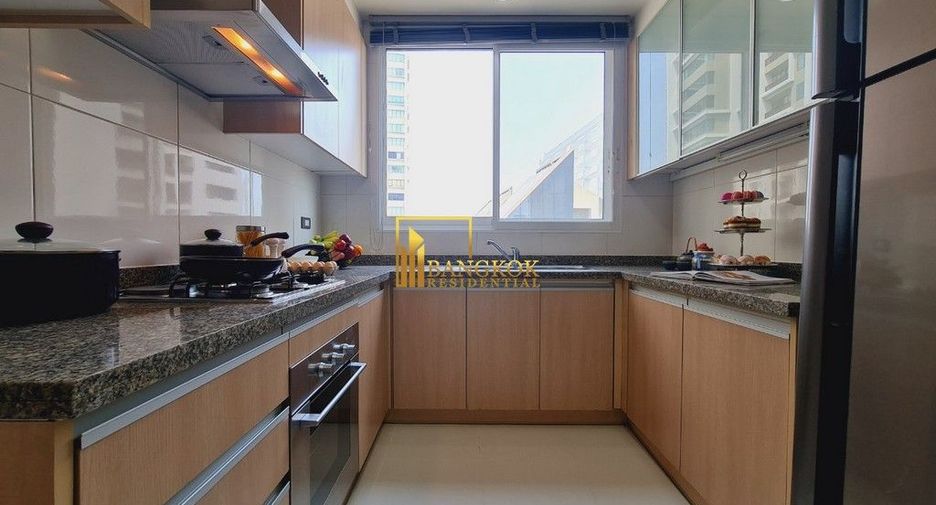 Apartment zur Miete mit 3 Zimmer in Khlong Toei, Bangkok