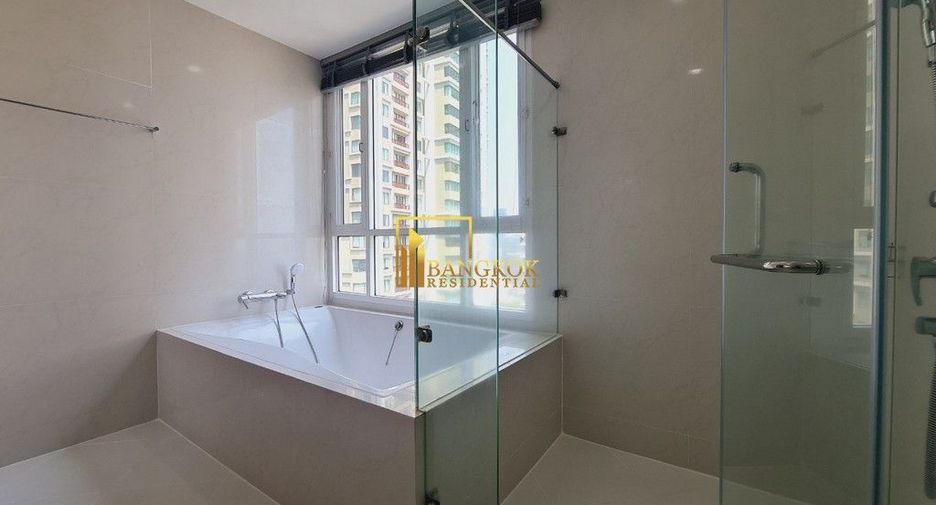 Apartment zur Miete mit 3 Zimmer in Khlong Toei, Bangkok