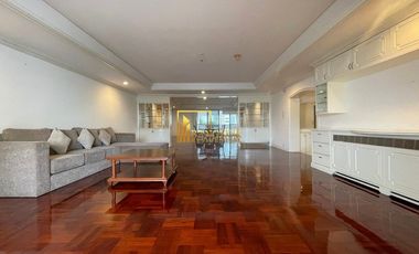 À louer 3 chambres appartement à Khlong Toei, Bangkok