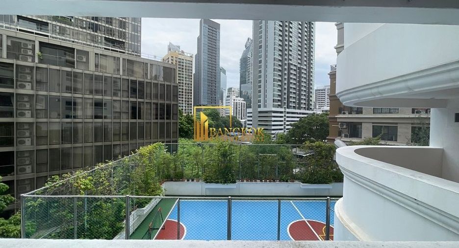 À louer 3 chambres appartement à Khlong Toei, Bangkok