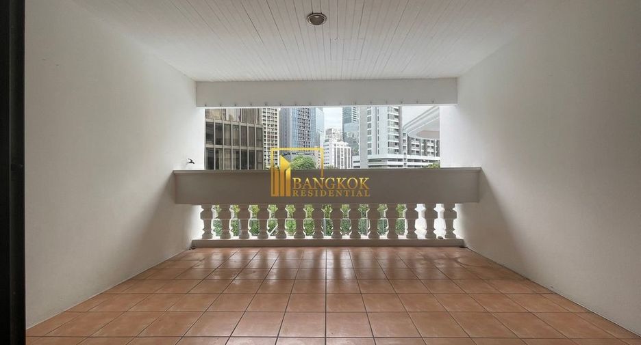 À louer 3 chambres appartement à Khlong Toei, Bangkok
