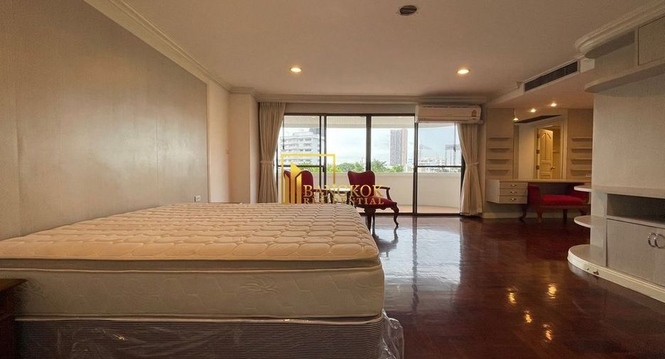 À louer 3 chambres appartement à Khlong Toei, Bangkok