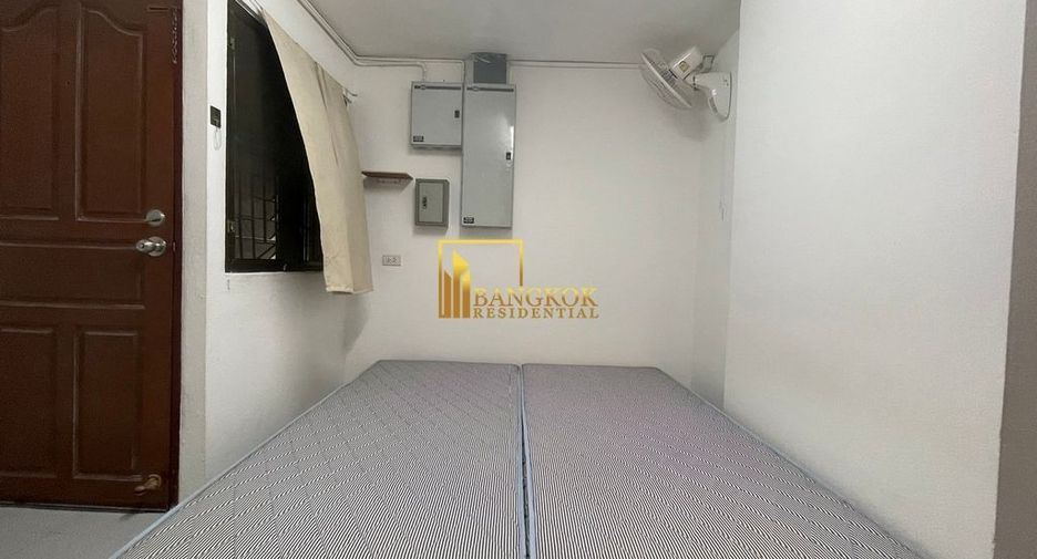 À louer 3 chambres appartement à Khlong Toei, Bangkok