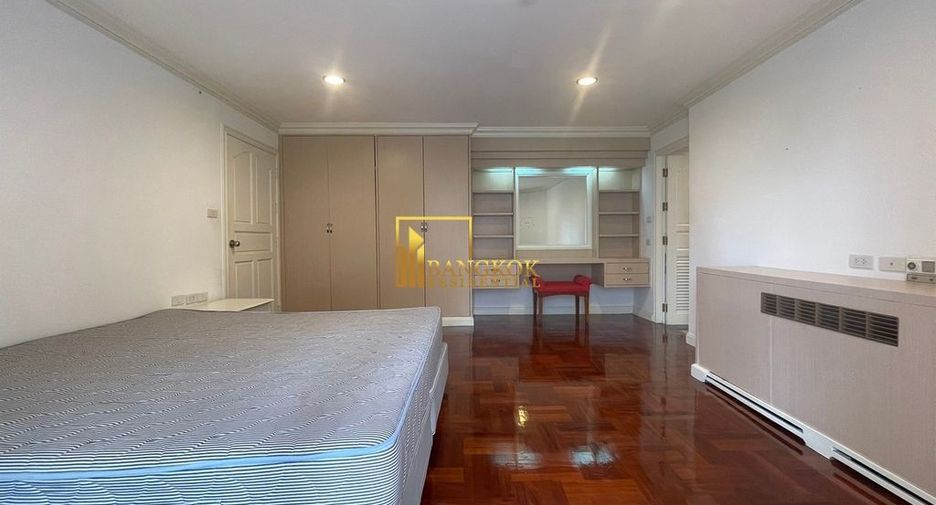 À louer 3 chambres appartement à Khlong Toei, Bangkok