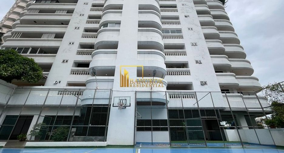 À louer 3 chambres appartement à Khlong Toei, Bangkok