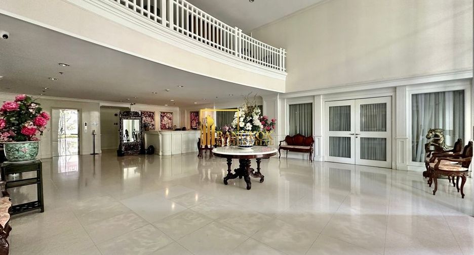 For rent 3 ベッドルーム apartment in Sathon, Bangkok