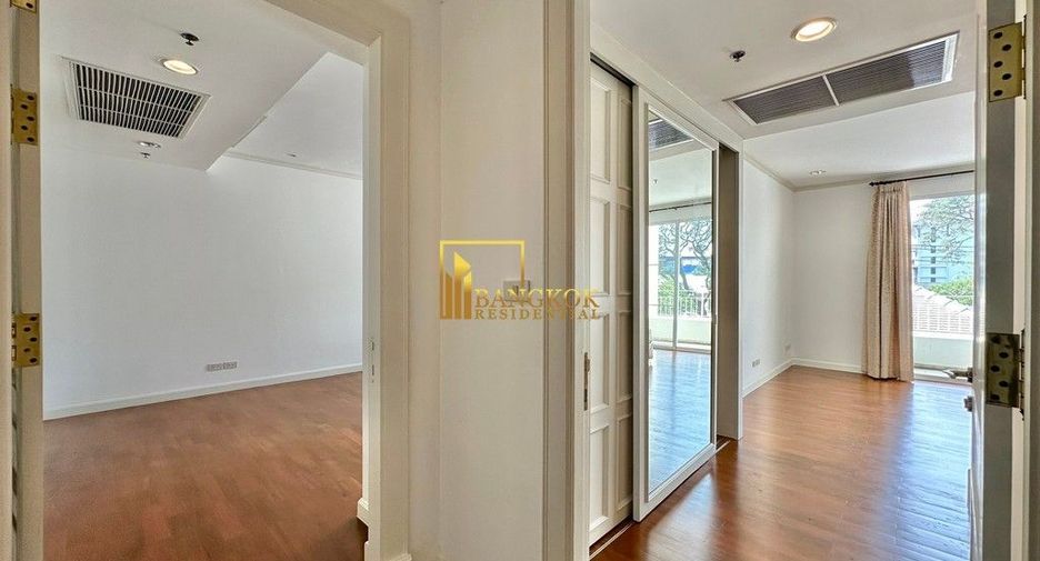 For rent 3 ベッドルーム apartment in Sathon, Bangkok