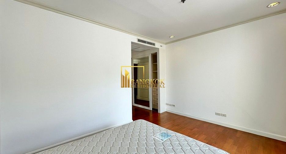 For rent 3 ベッドルーム apartment in Sathon, Bangkok