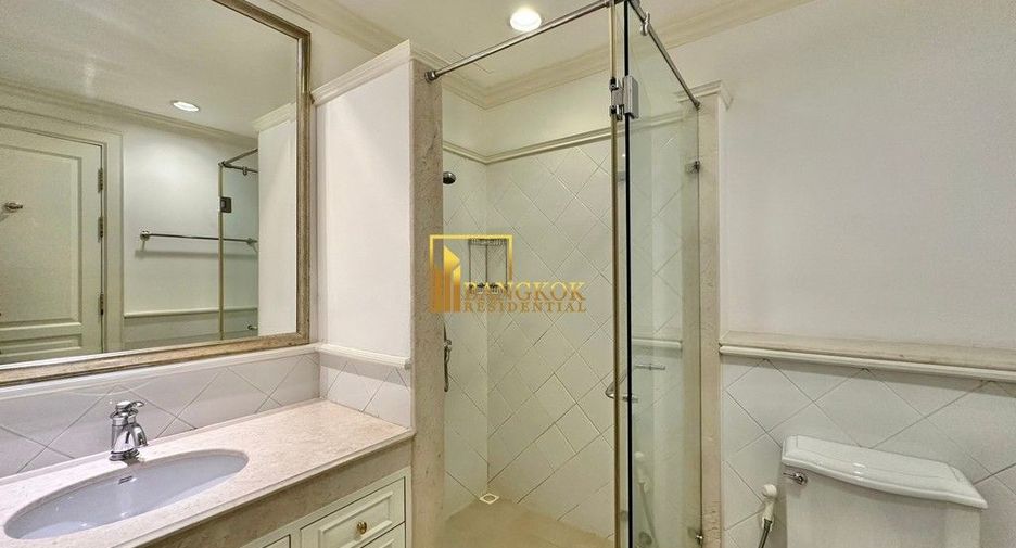 For rent 3 ベッドルーム apartment in Sathon, Bangkok