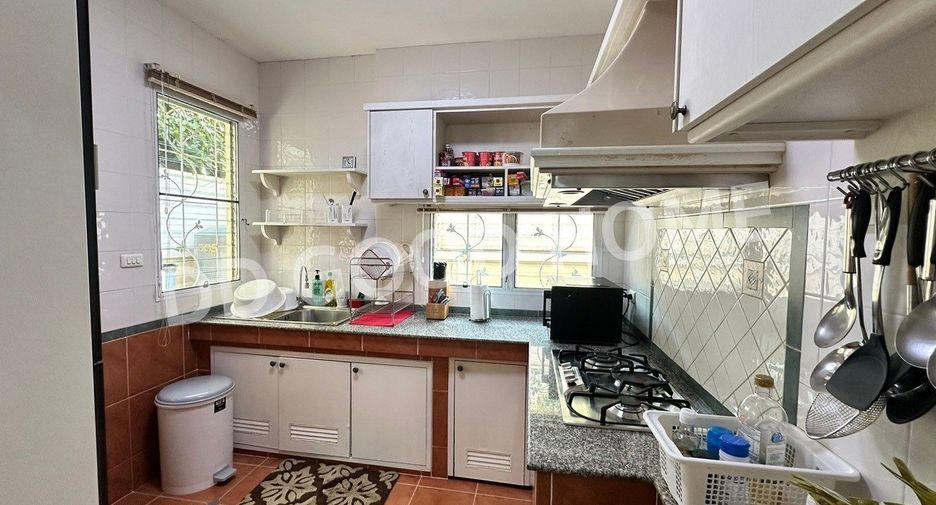 For sale 3 bedrooms house in Bang Bua Thong, Nonthaburi