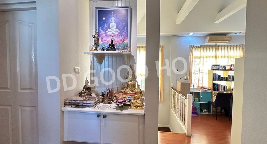For sale 3 bedrooms house in Bang Bua Thong, Nonthaburi