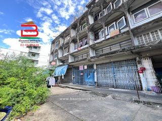 For sale 20 bedrooms retail Space in Mueang Samut Prakan, Samut Prakan