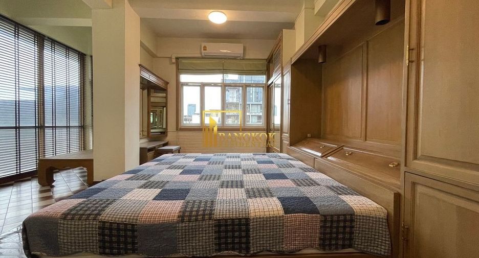 For rent 2 bedrooms apartment in Pathum Wan, Bangkok