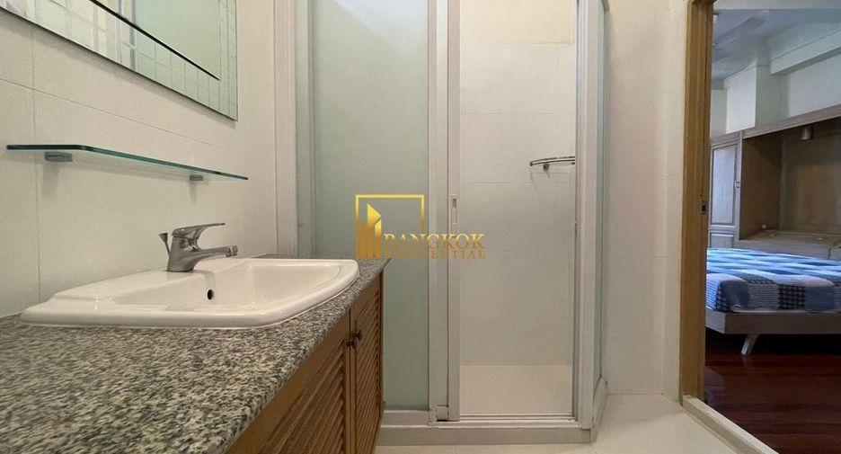 For rent 2 bedrooms apartment in Pathum Wan, Bangkok
