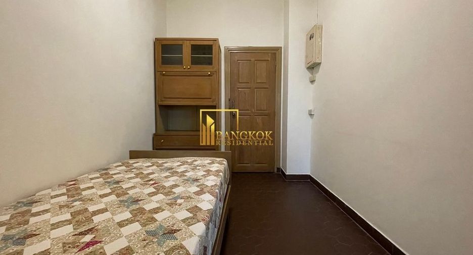 For rent 2 bedrooms apartment in Pathum Wan, Bangkok
