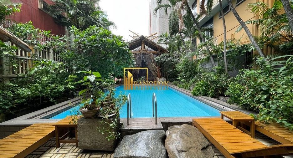 For rent 2 bedrooms apartment in Pathum Wan, Bangkok