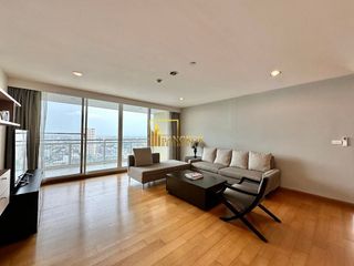 For rent 4 bedrooms apartment in Watthana, Bangkok