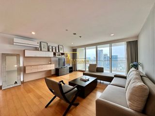 For rent 4 bedrooms apartment in Watthana, Bangkok