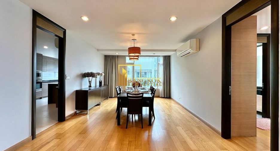 For rent 4 bedrooms apartment in Watthana, Bangkok