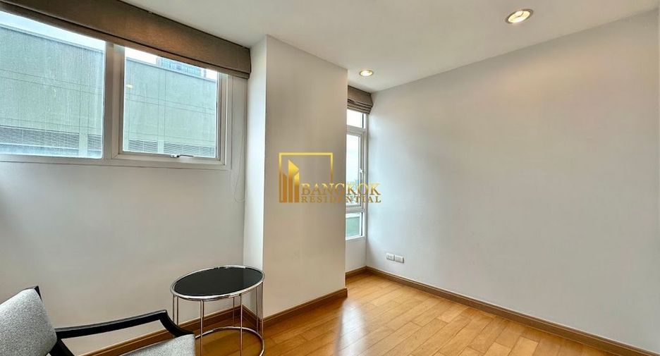 For rent 4 bedrooms apartment in Watthana, Bangkok