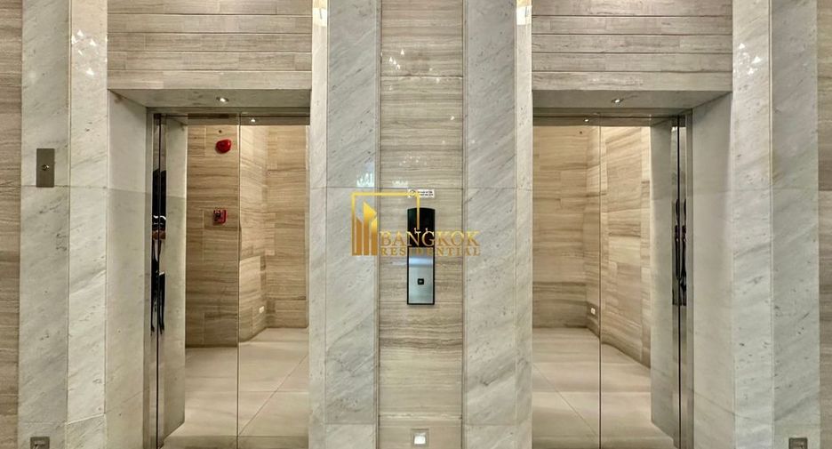 For rent 4 bedrooms apartment in Watthana, Bangkok