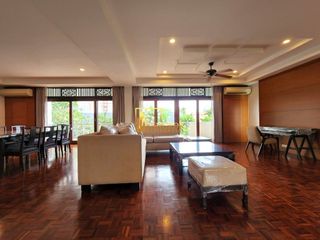 Apartamento en alquiler de 5 habitaciones en Sathon, Bangkok