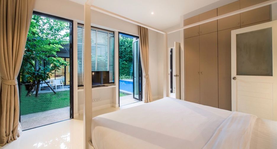 For sale 4 bedrooms house in Thalang, Phuket
