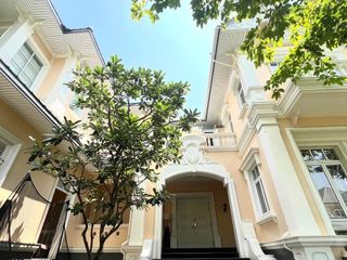 For sale 4 Beds house in Lat Phrao, Bangkok